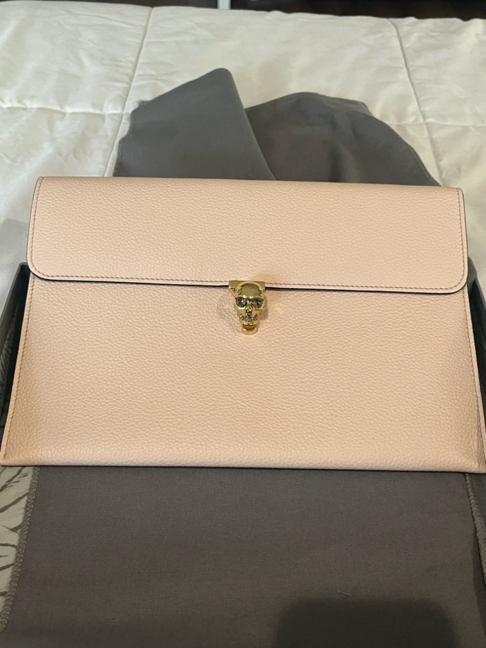 Alexander McQueen Pale Pink Leather Skull Clutch
